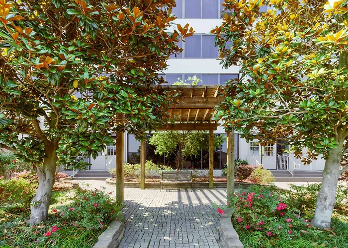 La Quinta Inn & Suites By Wyndham New Orleans Airport